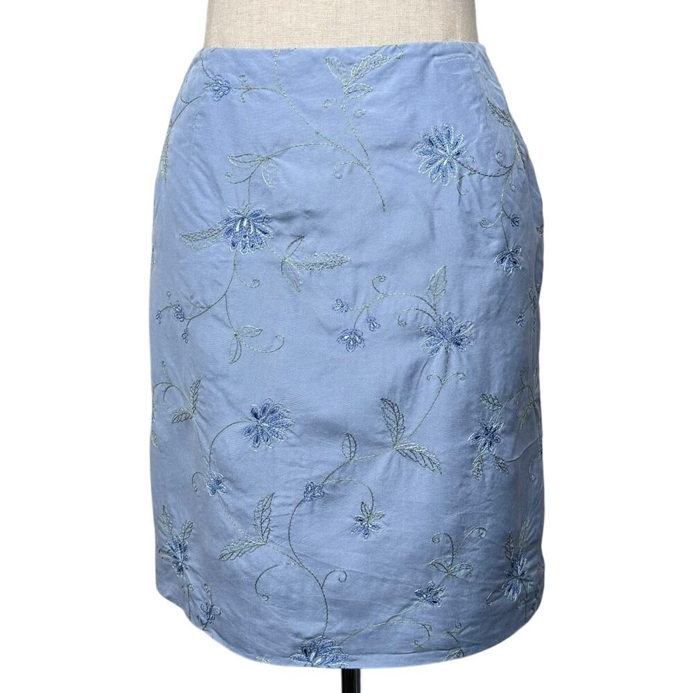 Vintage Ann Taylor Petites 100% Silk Embroidered Mini Skirt Blue 8P 90s Y2K